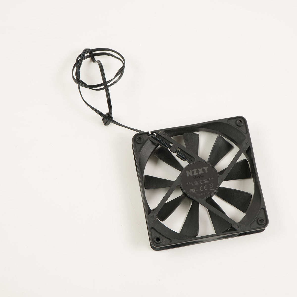NZXT RF-AF12C-RB 120mm x 25mm 12VDC 0.16A 3-Pin 3-Wire Fan