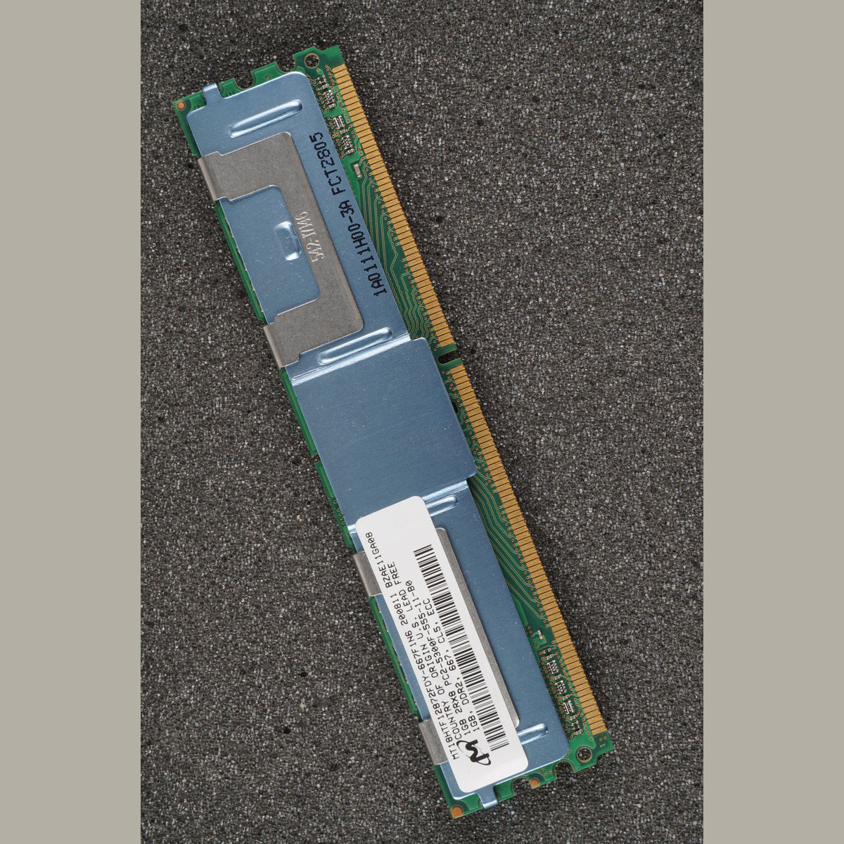 MT18HTF12872FDY-667F1N6 PC2-5300F-555-11-B0 1GB Server Memory DDR2-667