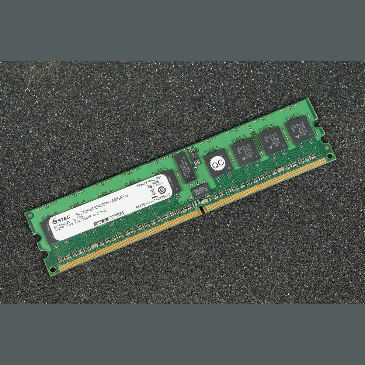 SL72P8M64M8M-A05AYU Stec 512MB PC2-3200R Server Memory RAM