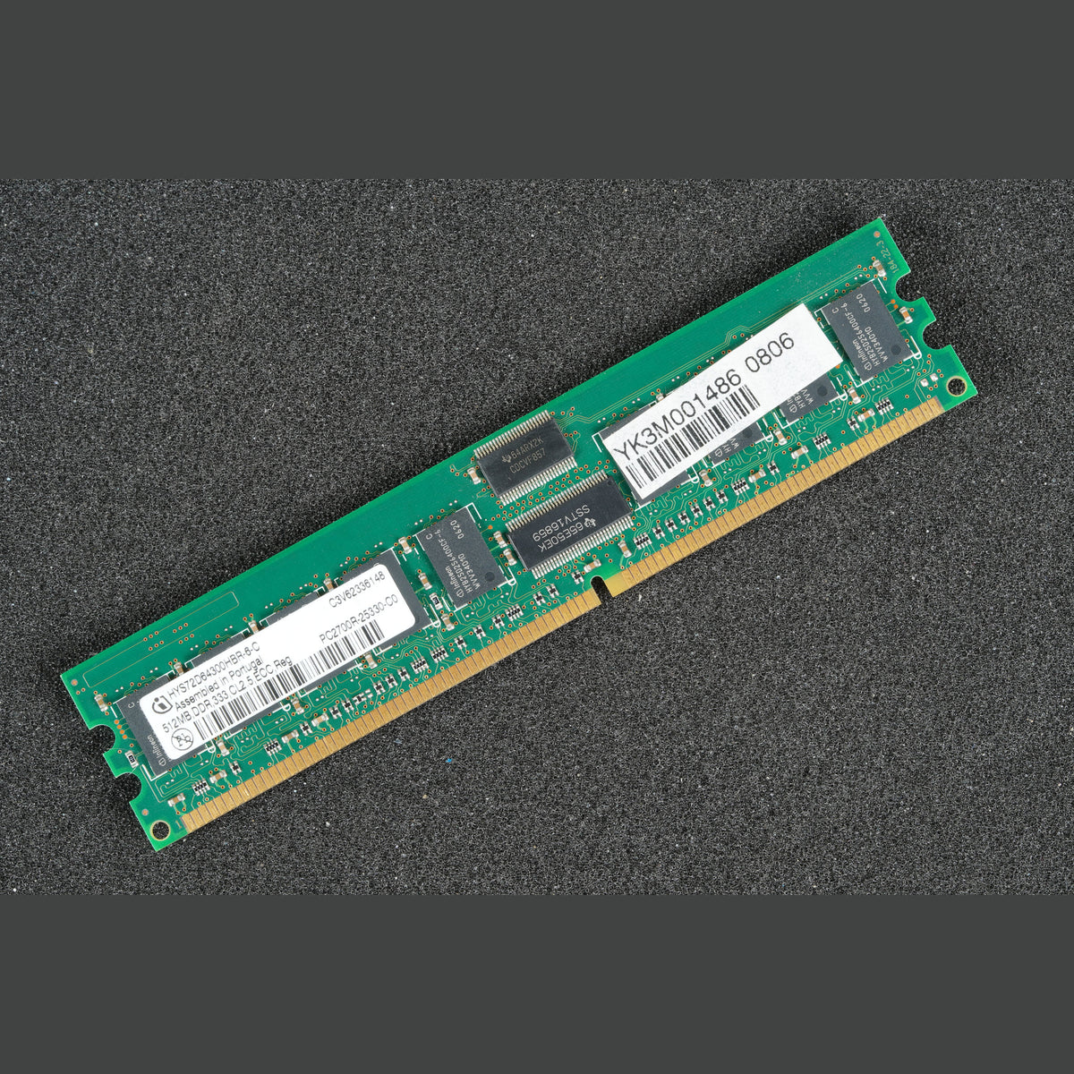 HYS72D64300HBR-6-C Infineon 512MB PC2700R-25330-C0 Server Memory RAM