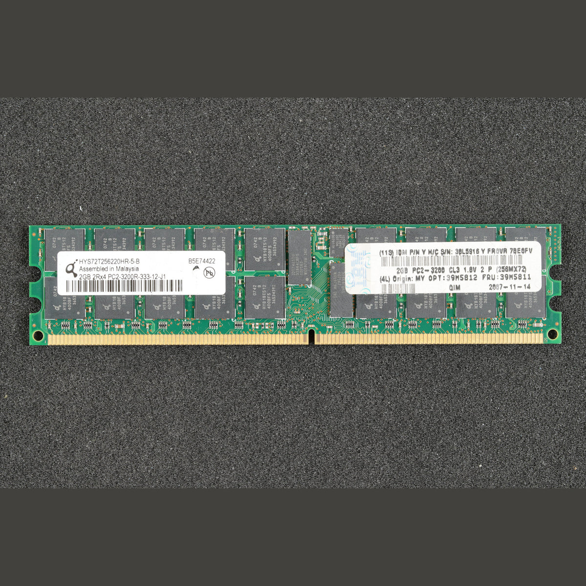 Qimonda HYS72T256220HR-5-B PC2-3200R-333-12-j1 2GB 2Rx8 Server Memory RAM