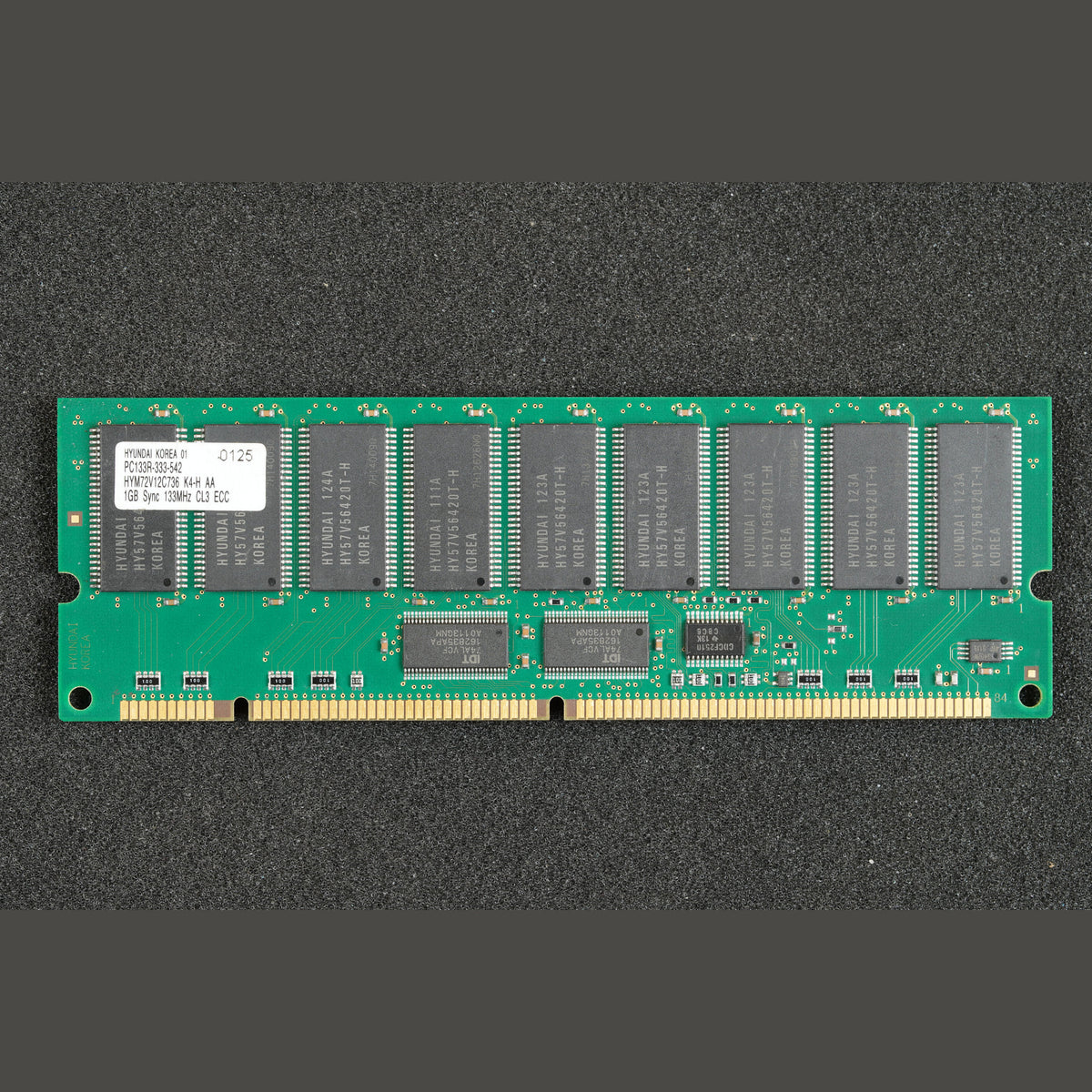 Hyundai HYM72V12C736K4-H 1GB Sync 133MHz CL3 ECC Server Memory RAM