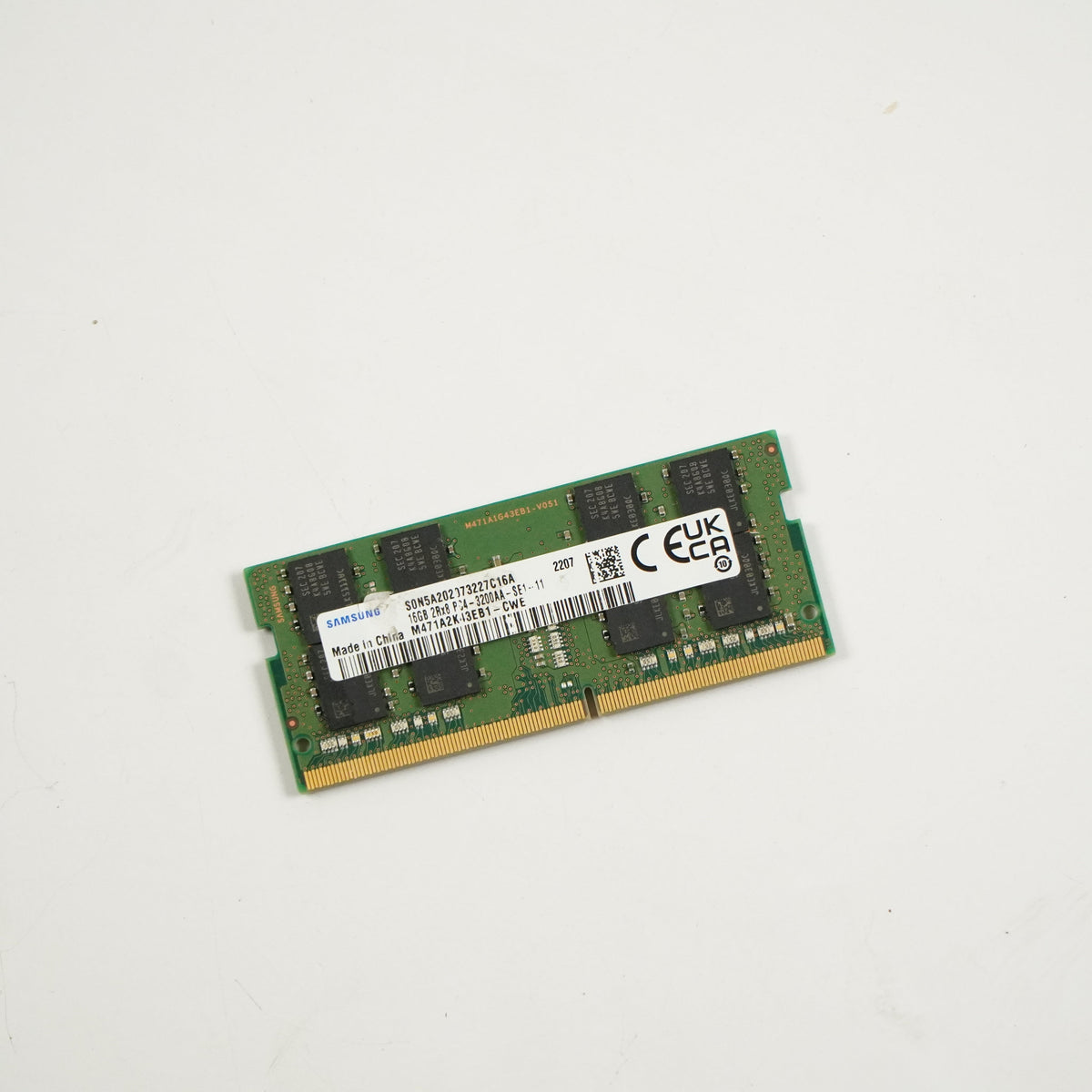 Samsung M471A2K43EB1-CWE 16GB 2Rx8 PC4-3200A-SE1-11 SODIMM Memory RAM