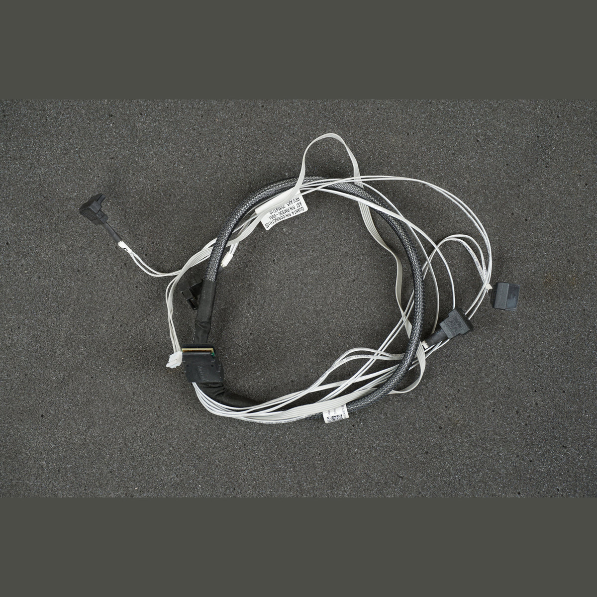MRW33 0MRW33 Dell PowerEdge C1100 SAS SATA Cable