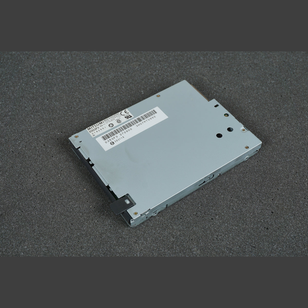 D353F3 Mitsumi Floppy Disk Drive without Bezel