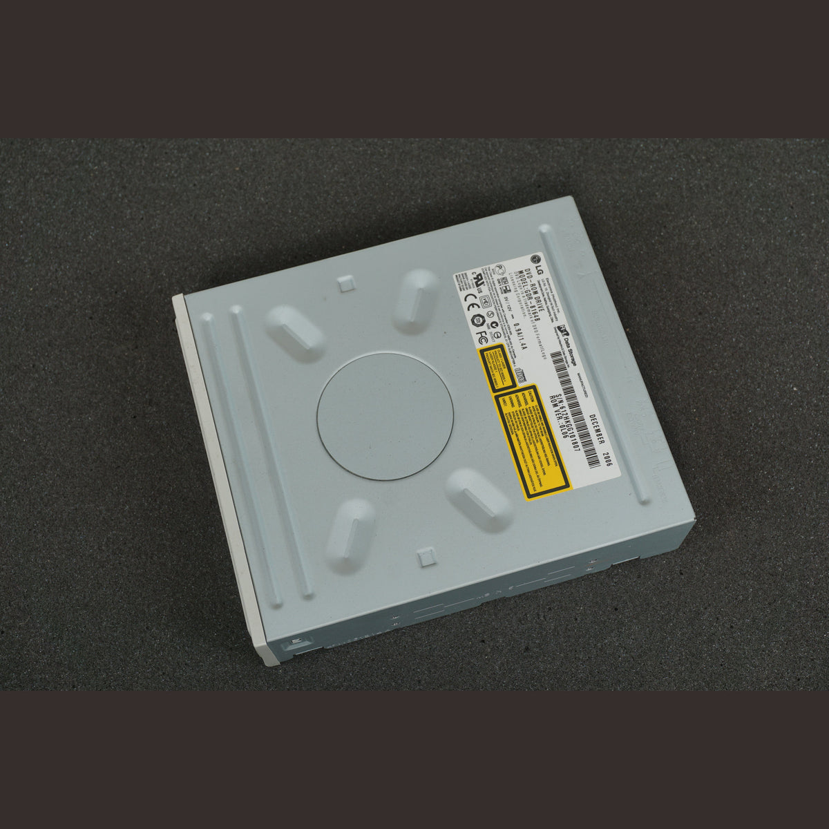 H-L Hitachi LG Super Multi DVD-RW Disk Drive GDR-8164B IDE Beige