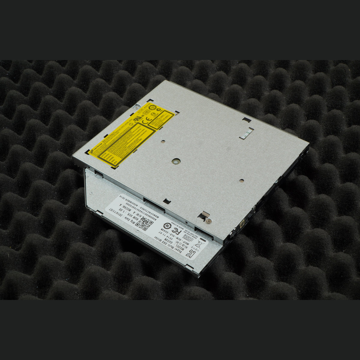 GUC0N H-L DVD-RW Disk Drive without Bezel