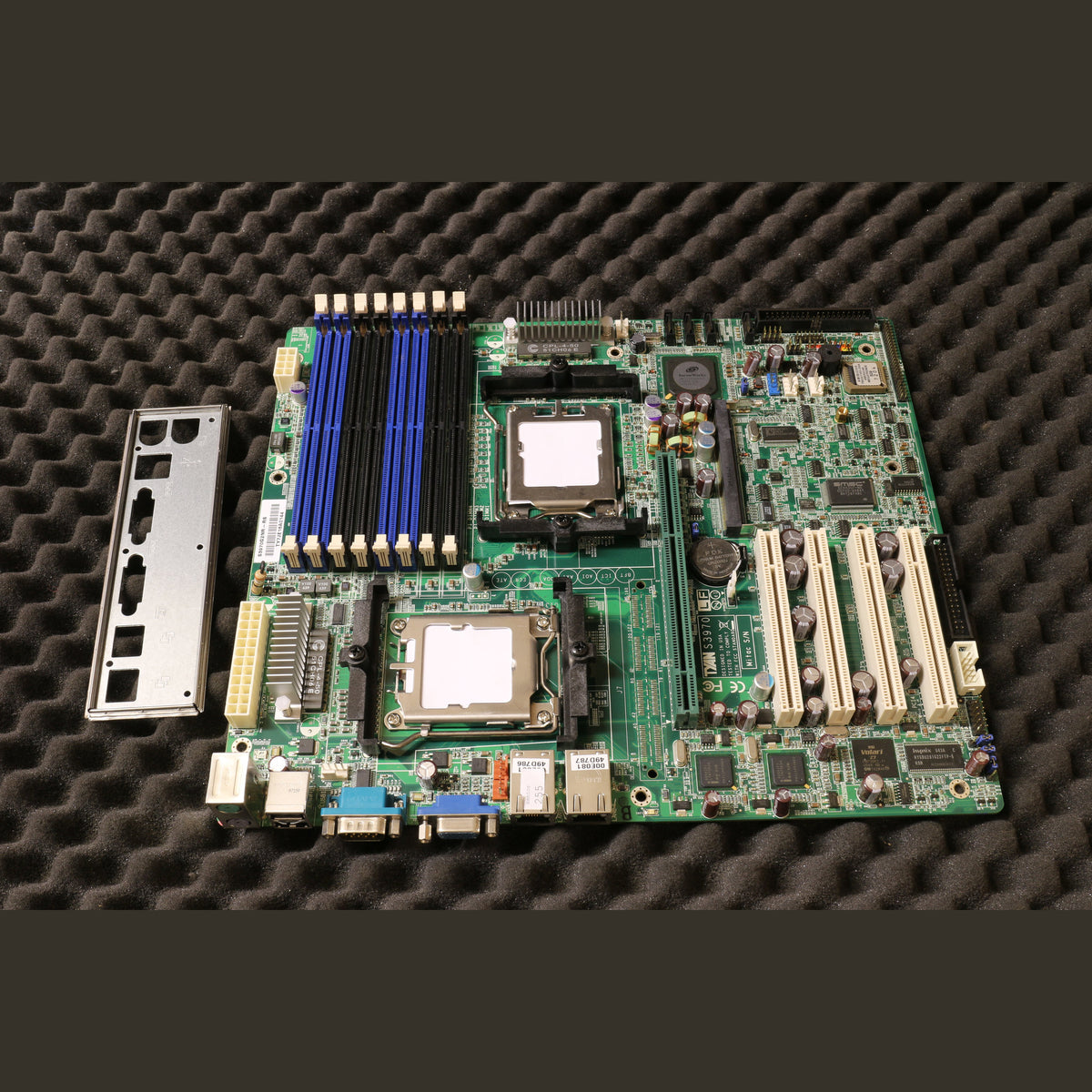 Tyan h1000E S3970G2NR-RS S3970 Thunder Motherboard Socket F System Board