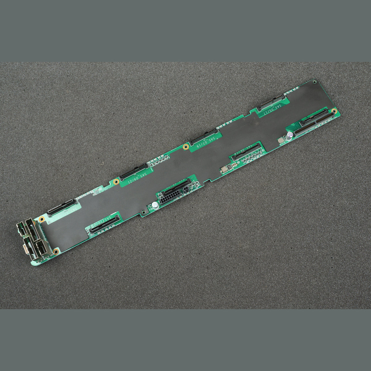 Dell C8220X SAS 4-11 Backplane Board