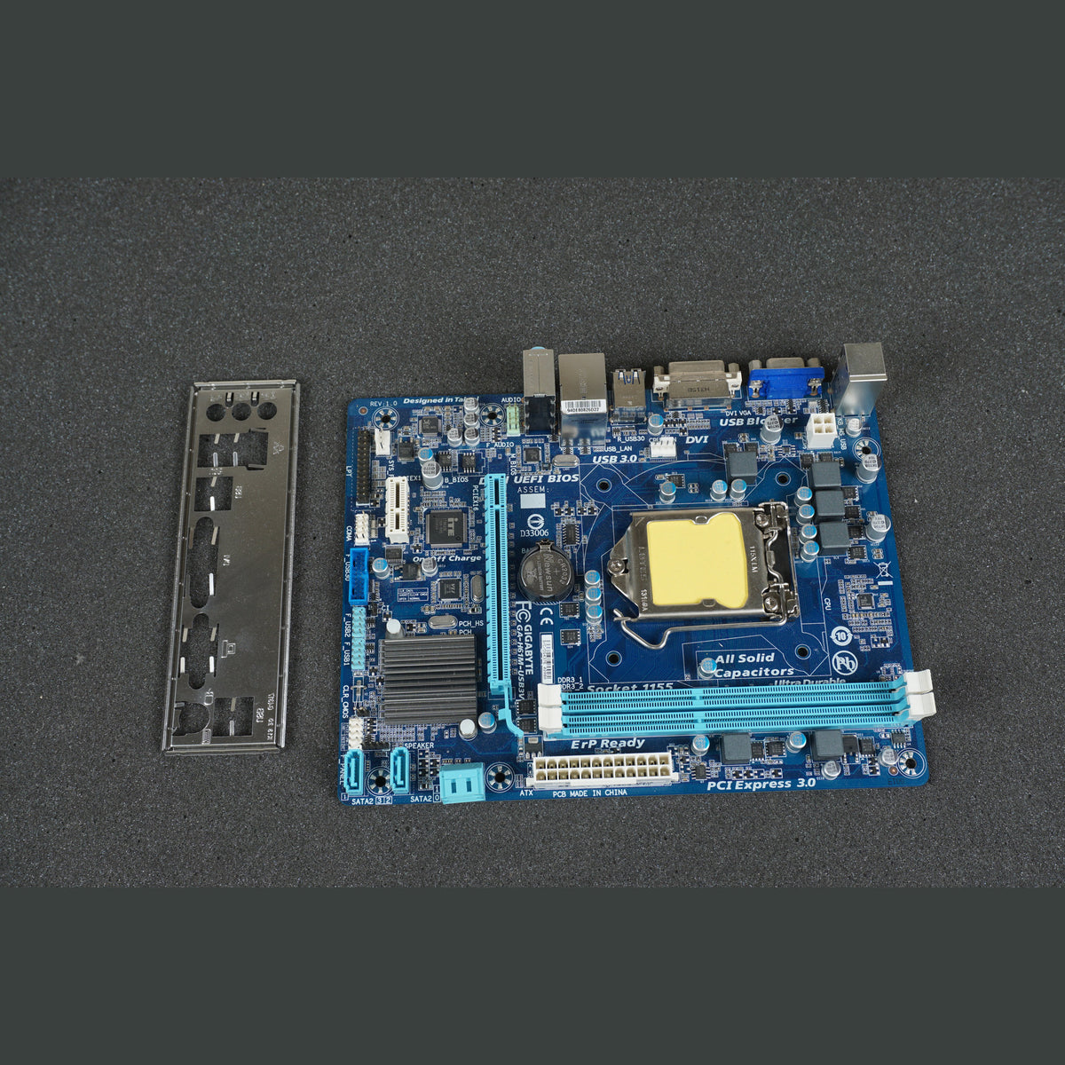 GA-H61M-USB3V Gigabyte Motherboard Socket 1155 System Board