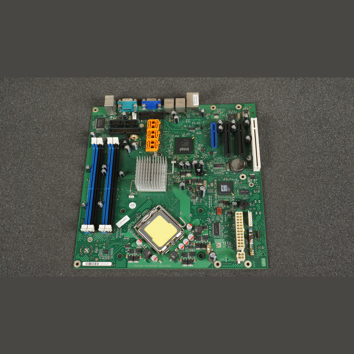 D2679-B11 Fujitsu Primergy TX100 S1 Motherboard Socket 775 System Board