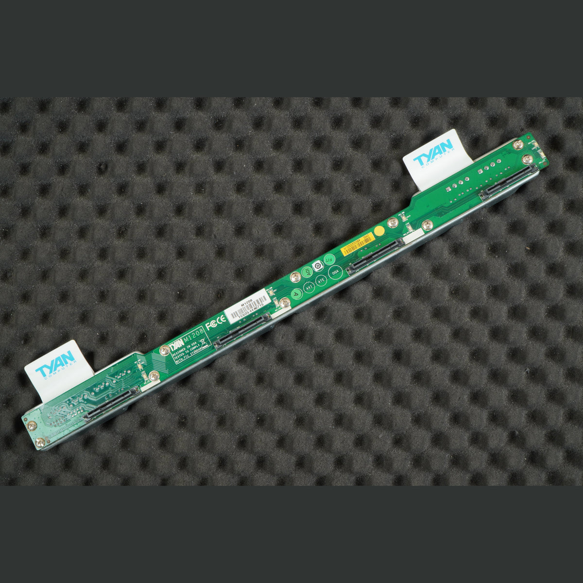 Tyan M1208 SAS Backplane Board