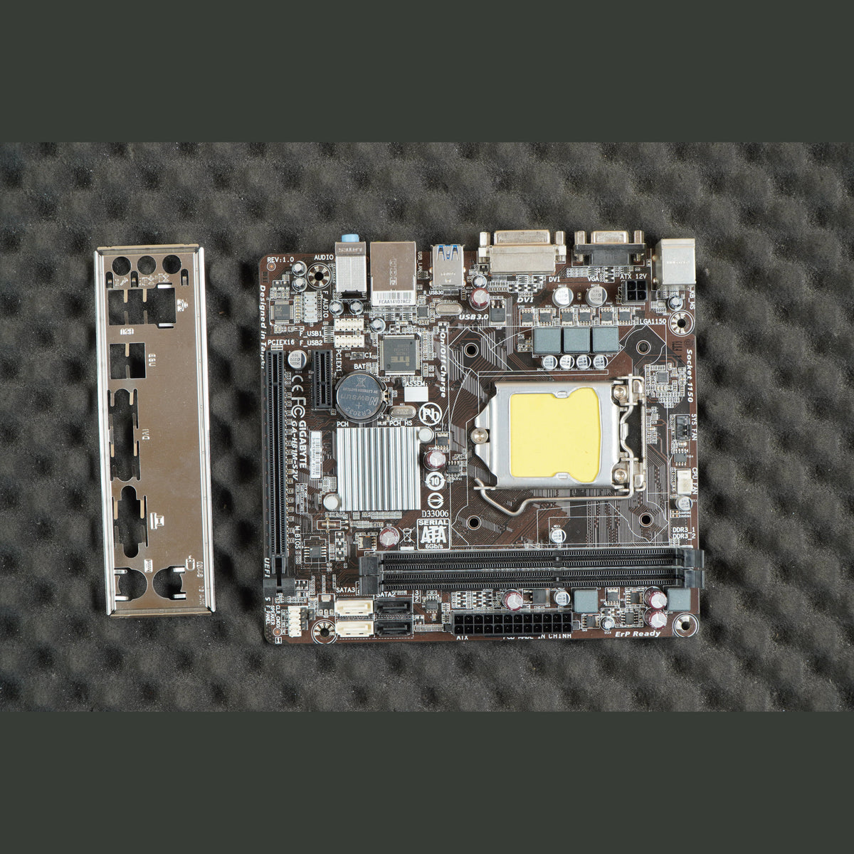 Gigabyte GA-H81M-S2V Motherboard Socket 1150 System Board