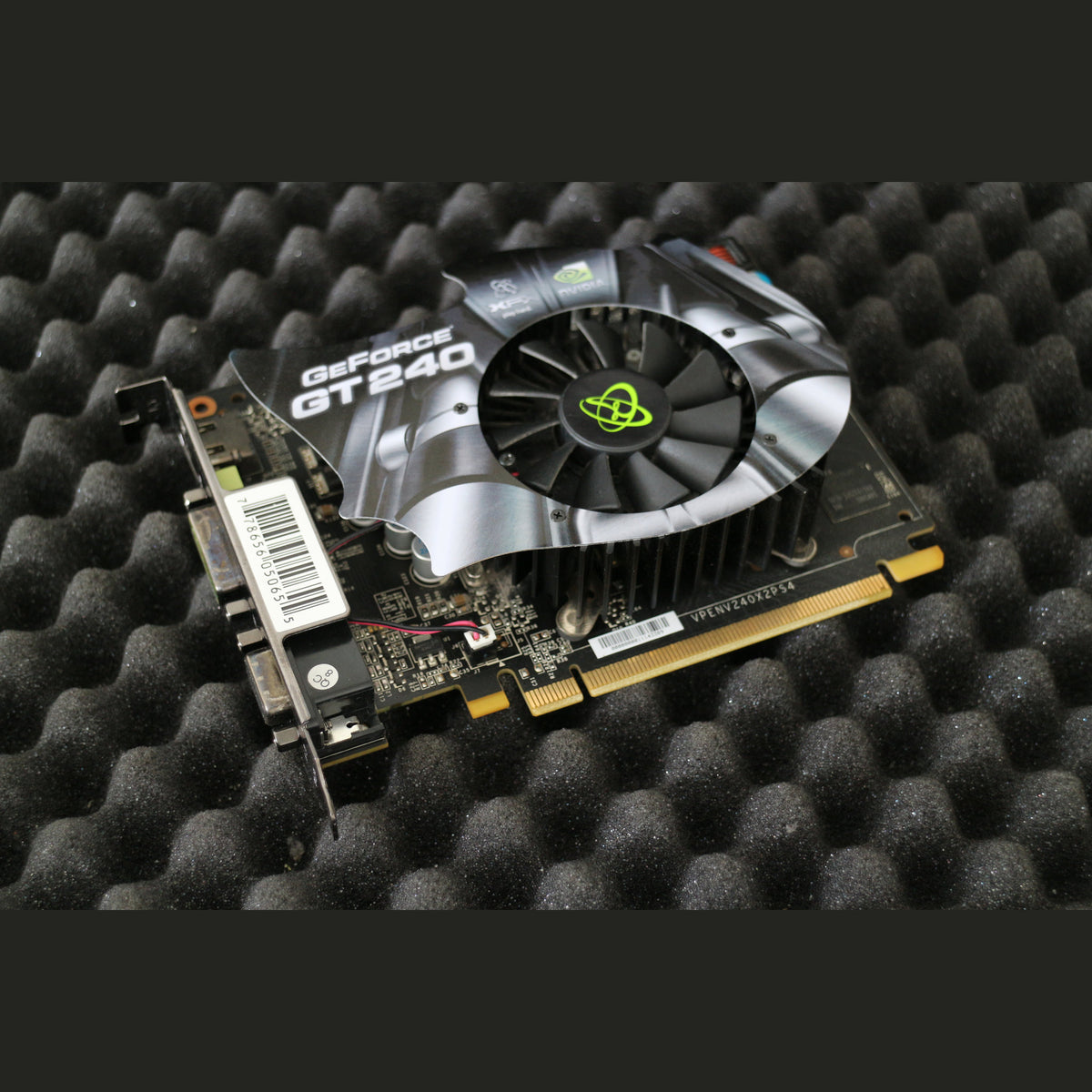 XFX nVidia GeForce GT240 GT-240X-YH 512MB PCI-E Graphics Card DVI VGA HDMI