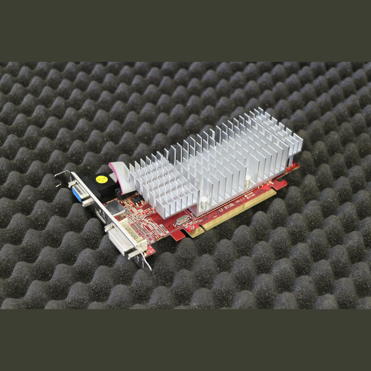PowerColor LF R71BL Ver:2.3 512MB PCIe Graphics Card HDMI DVI VGA