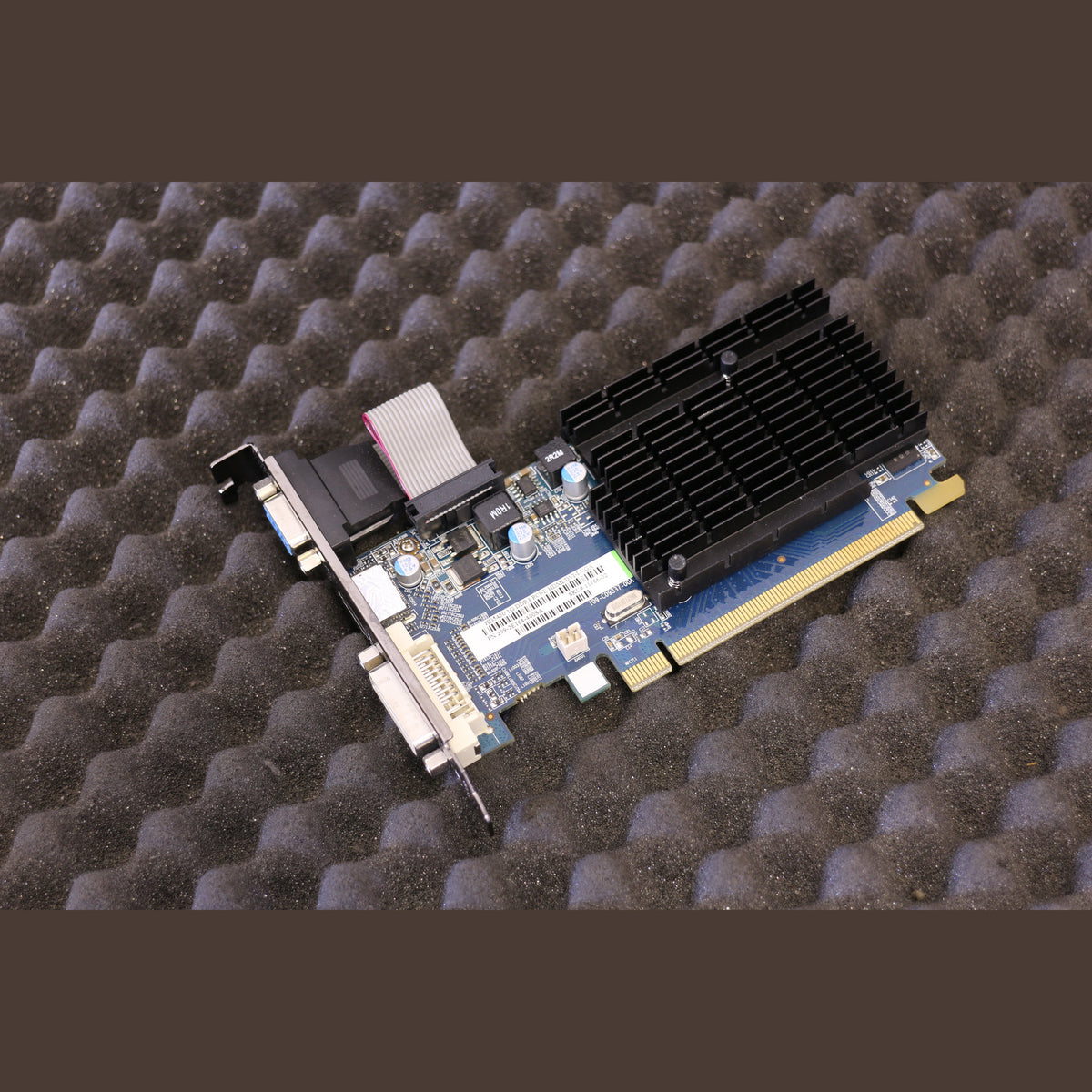 Sapphire 299-2E164-400SA HD5450 1GB PCI-e Graphics Card DVI VGA HDMI