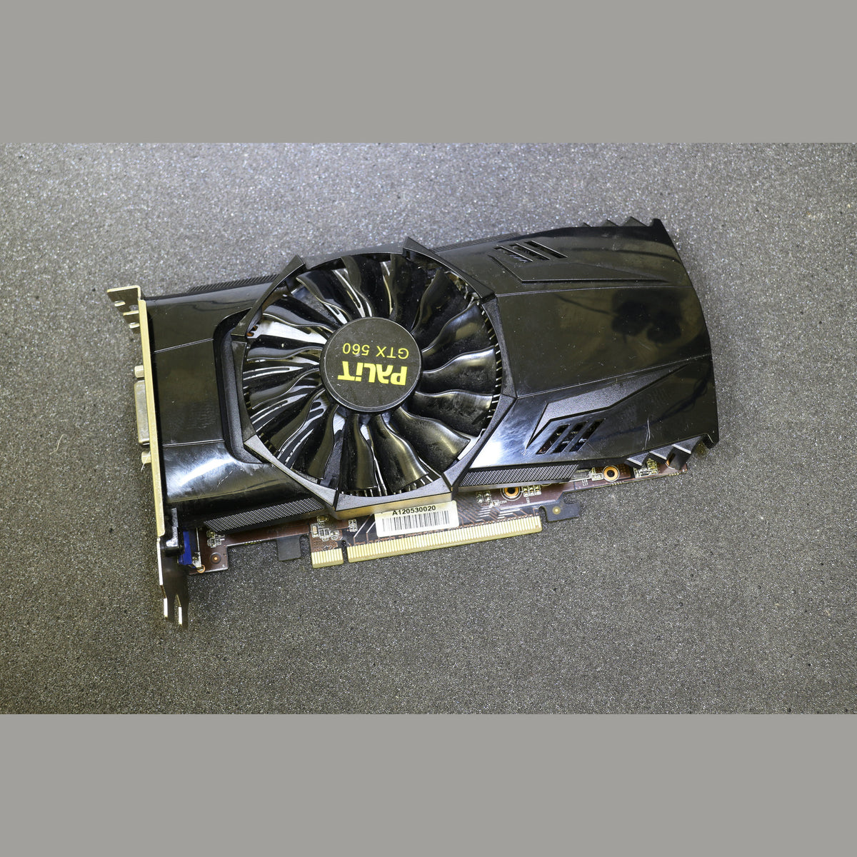 Palit GTX 560 2GB NE5X56001142-1140F PCIe Graphics card 2xDVI 1xHDMI 1xVGA