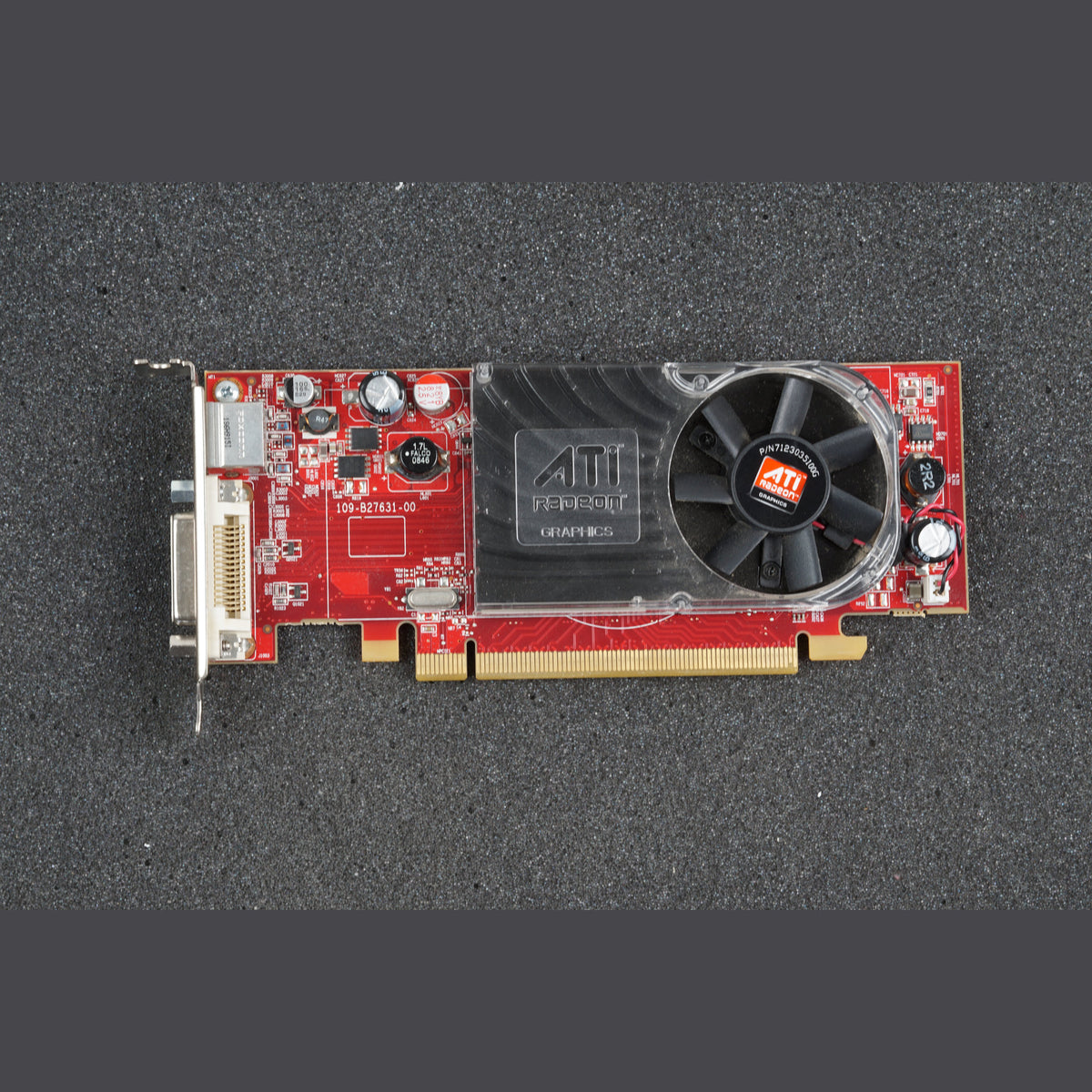 Dell CP309 0CP309 Low Profile HD 2400XT PCIe DMS-59 Graphics Card without cable