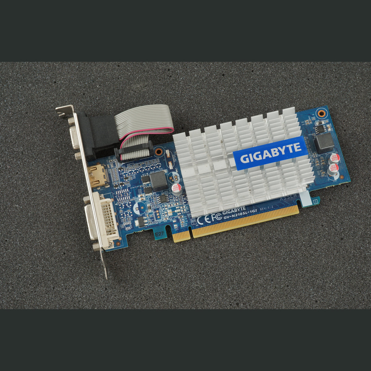 Gigabyte GV-N210SL-1GI GeForce 210 1GB PCIe Graphics HDMI DVI VGA