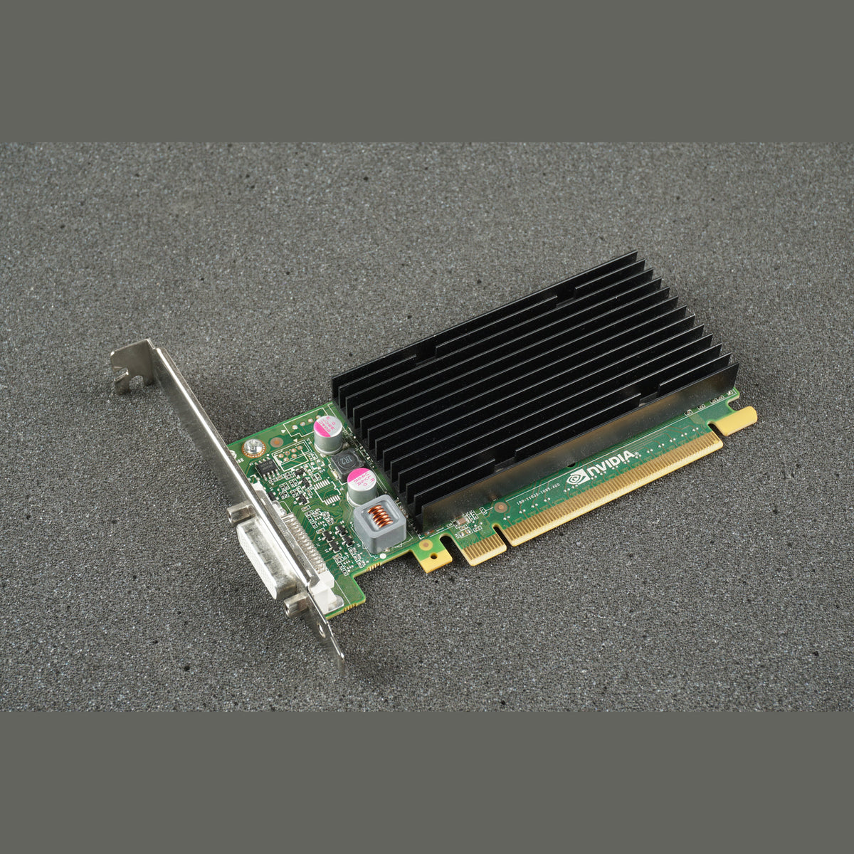 HP 632486-001 nVidia Quadro NVS 300 512MB DMS-59 without Cable