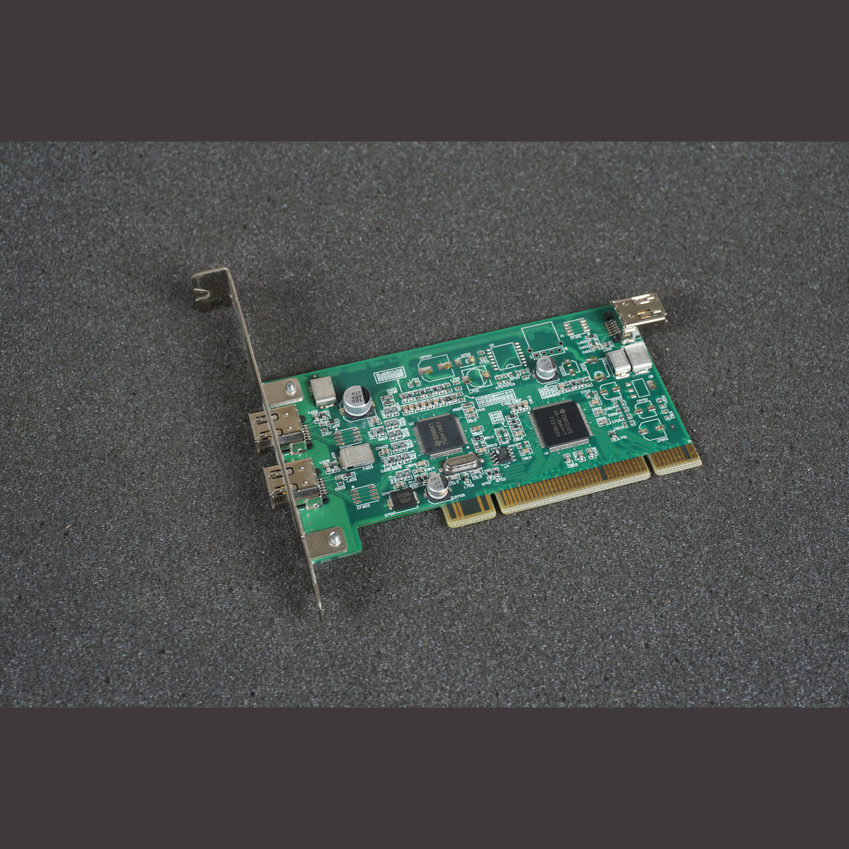 6D906 06D906 Dell 3-Port 1394A Firewaire Card 2xEx 1xInt