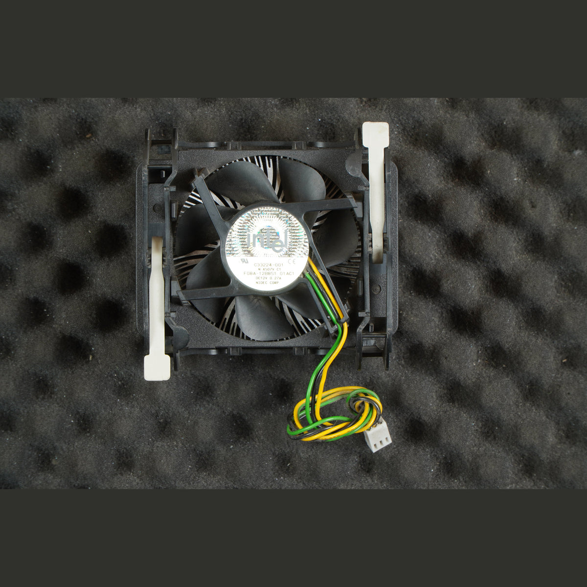 Intel C33224-001 Socket 478 Heatsink & Fan