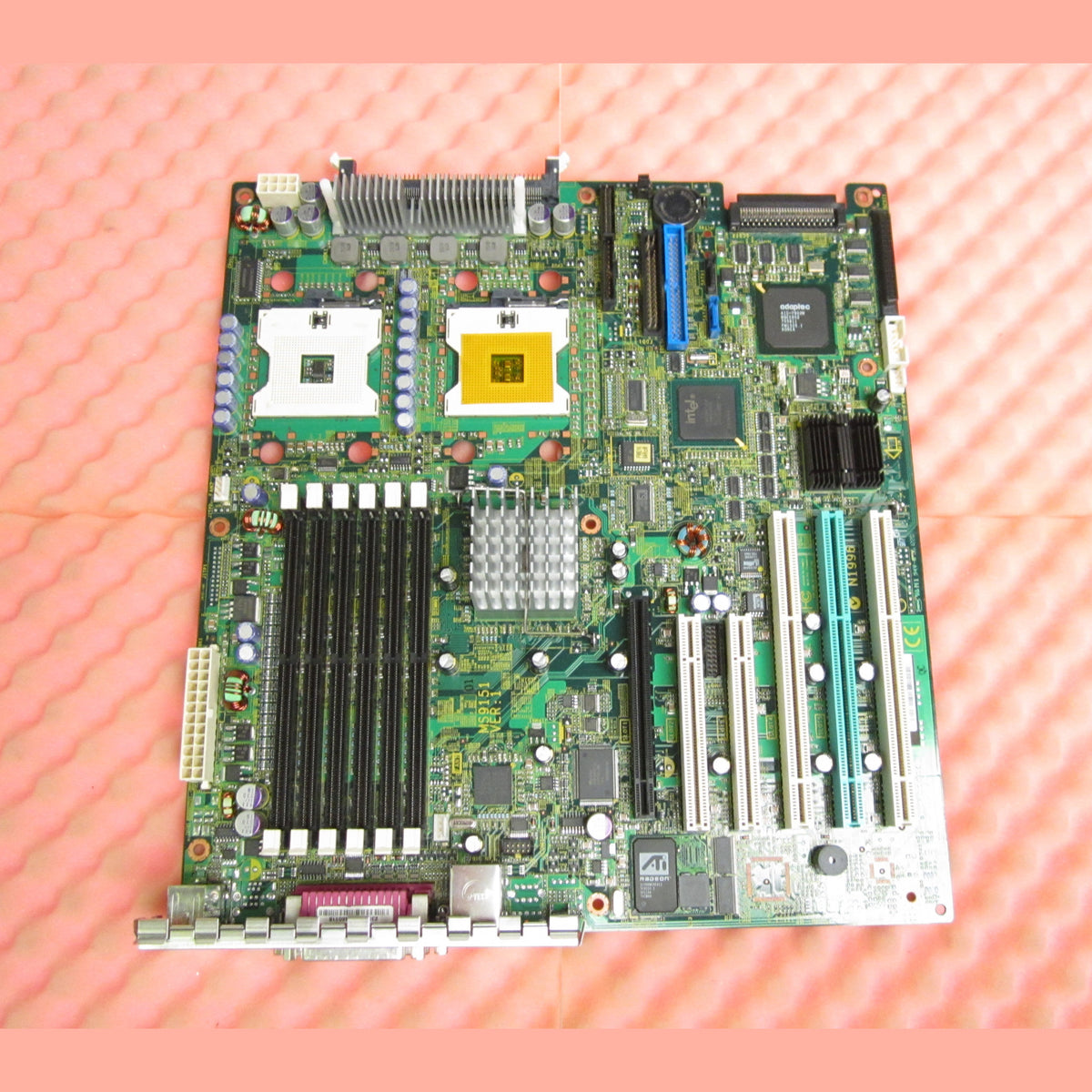 IBM xSeries X226 Motherboard 39Y8678 FRU39Y8678 with missing vrm clip