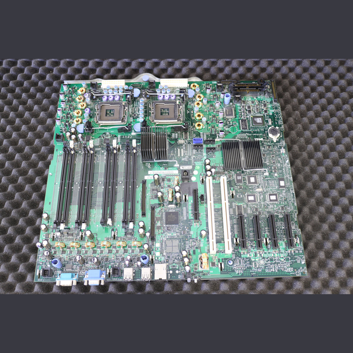 Dell PowerEdge 1900 Motherboard KN122 0KN122 System Board
