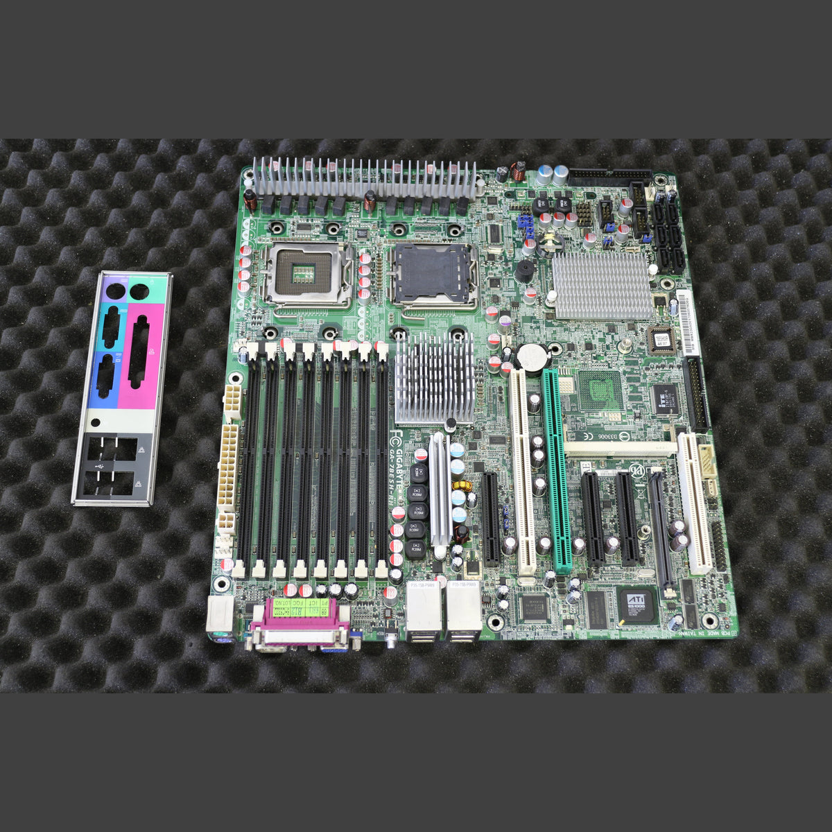 Gigabyte GA-7BESH-RH Motherboard Socket 1207 System Board Acer Altos G540