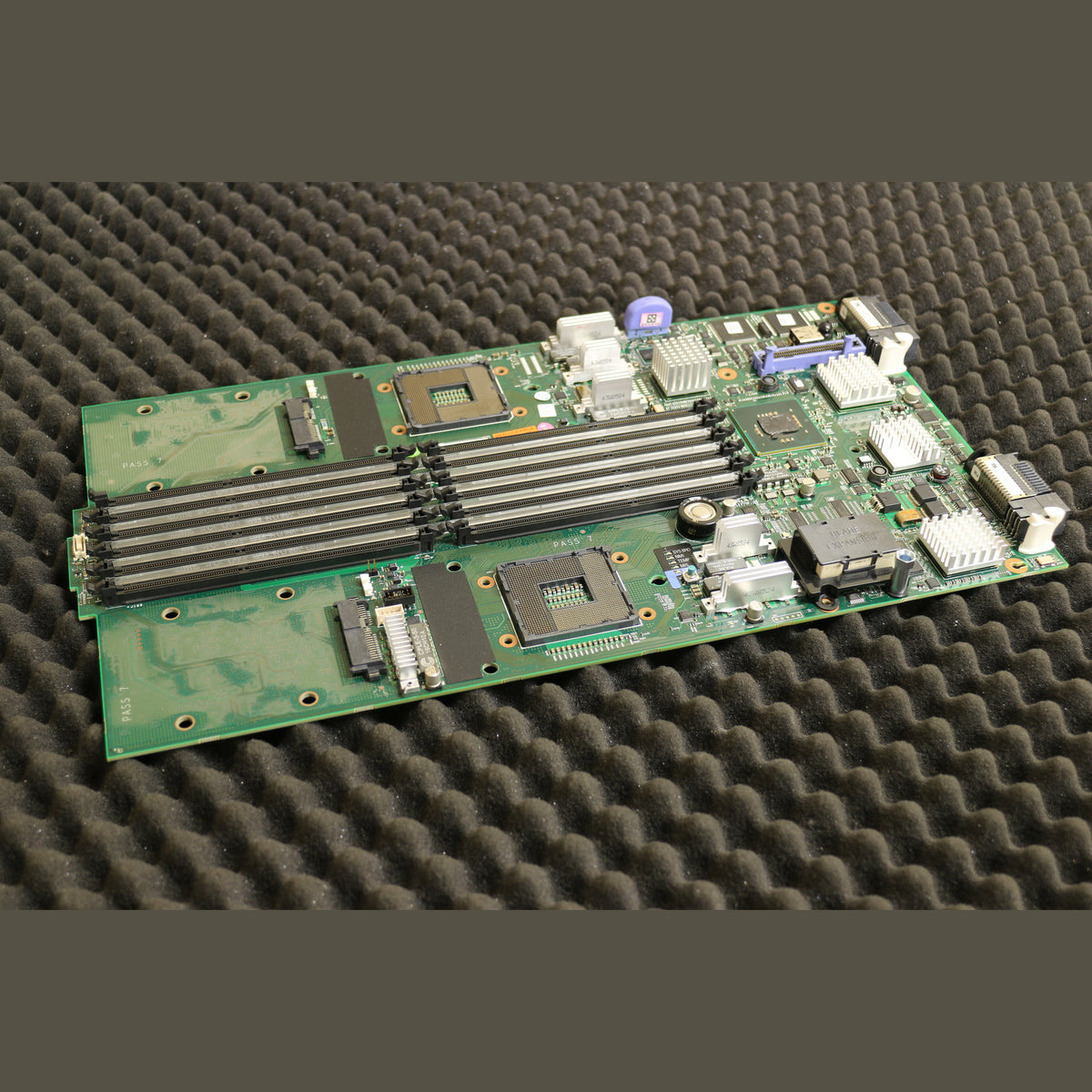 IBM BladeCentre HS22 Motherboard 00AE735 System Board