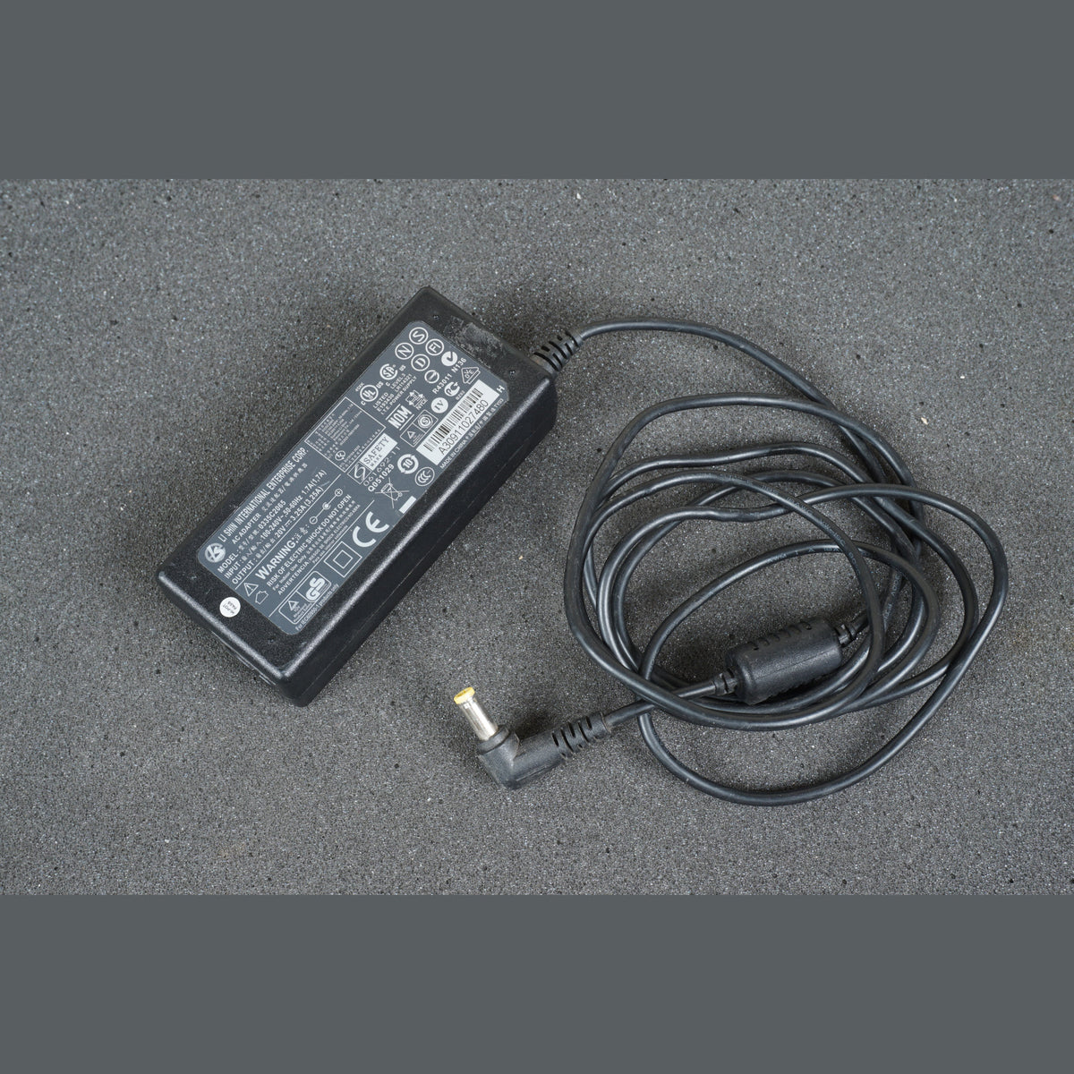 0335C2065 Li Shin Power Supply 20V 3.25A