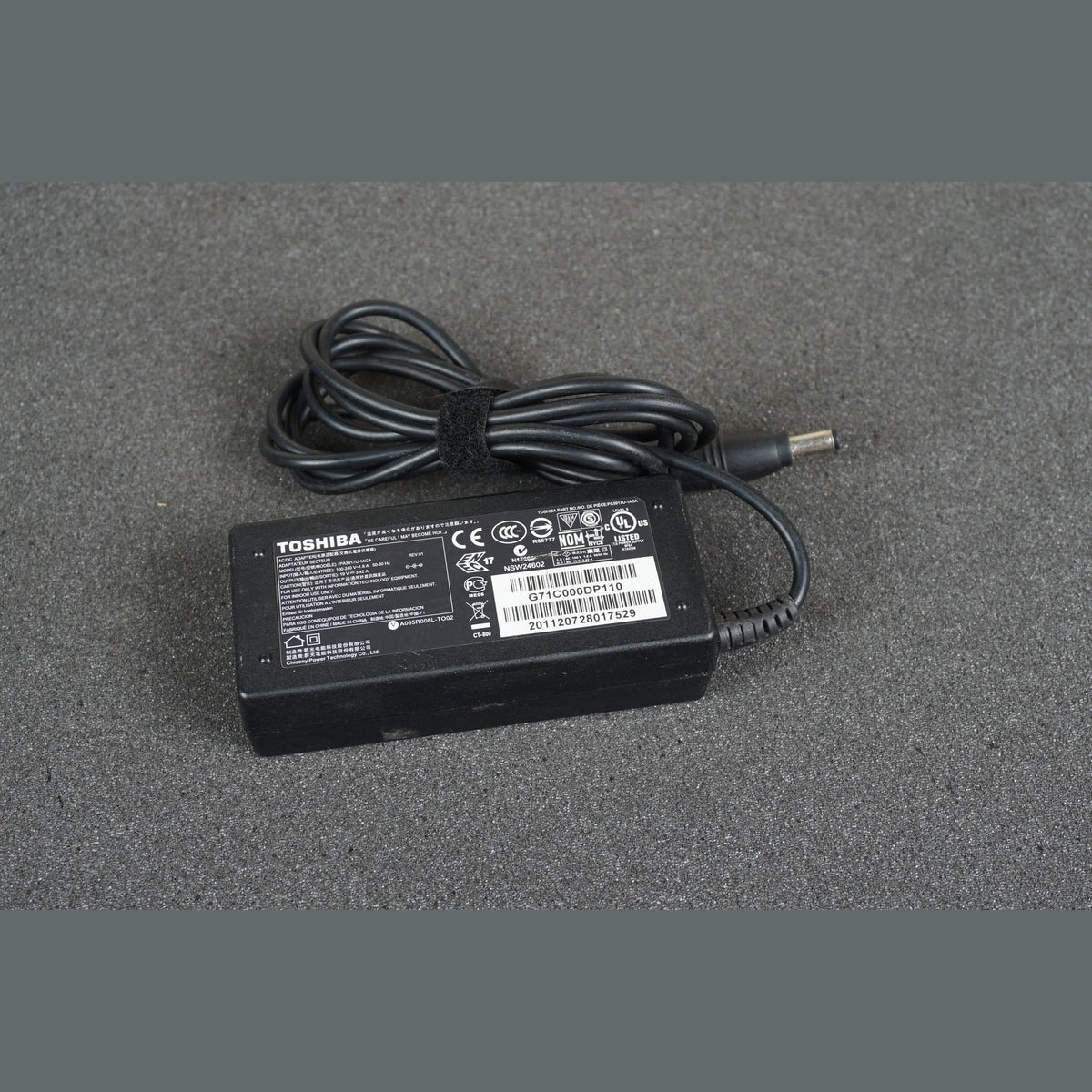 PA3917U-1ACA Toshiba Power Supply Adapter 19V 3.42A