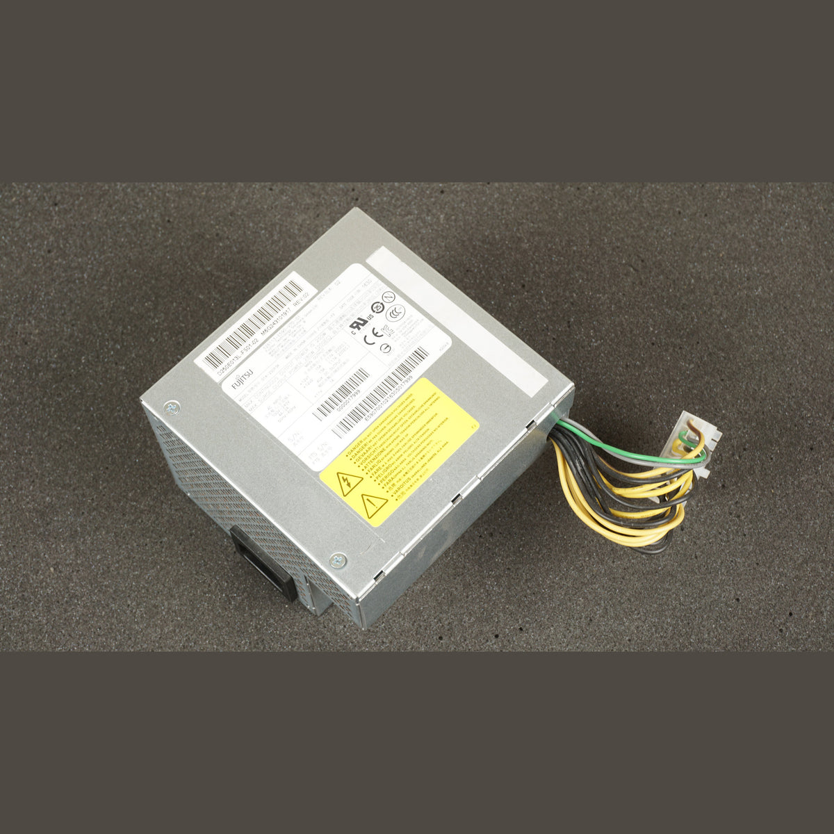 S26113-E590-V70-01 Fujitsu D14-250P3A Power Supply 280W PSU