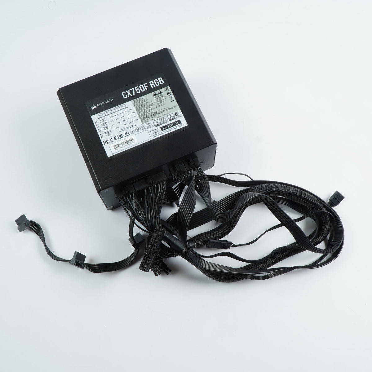 Corsair CX750F RGB with 1x24pin 1x10pin 1x8cpu 1x2(6+2)PCIe 1xsata4 1xRGBin PSU