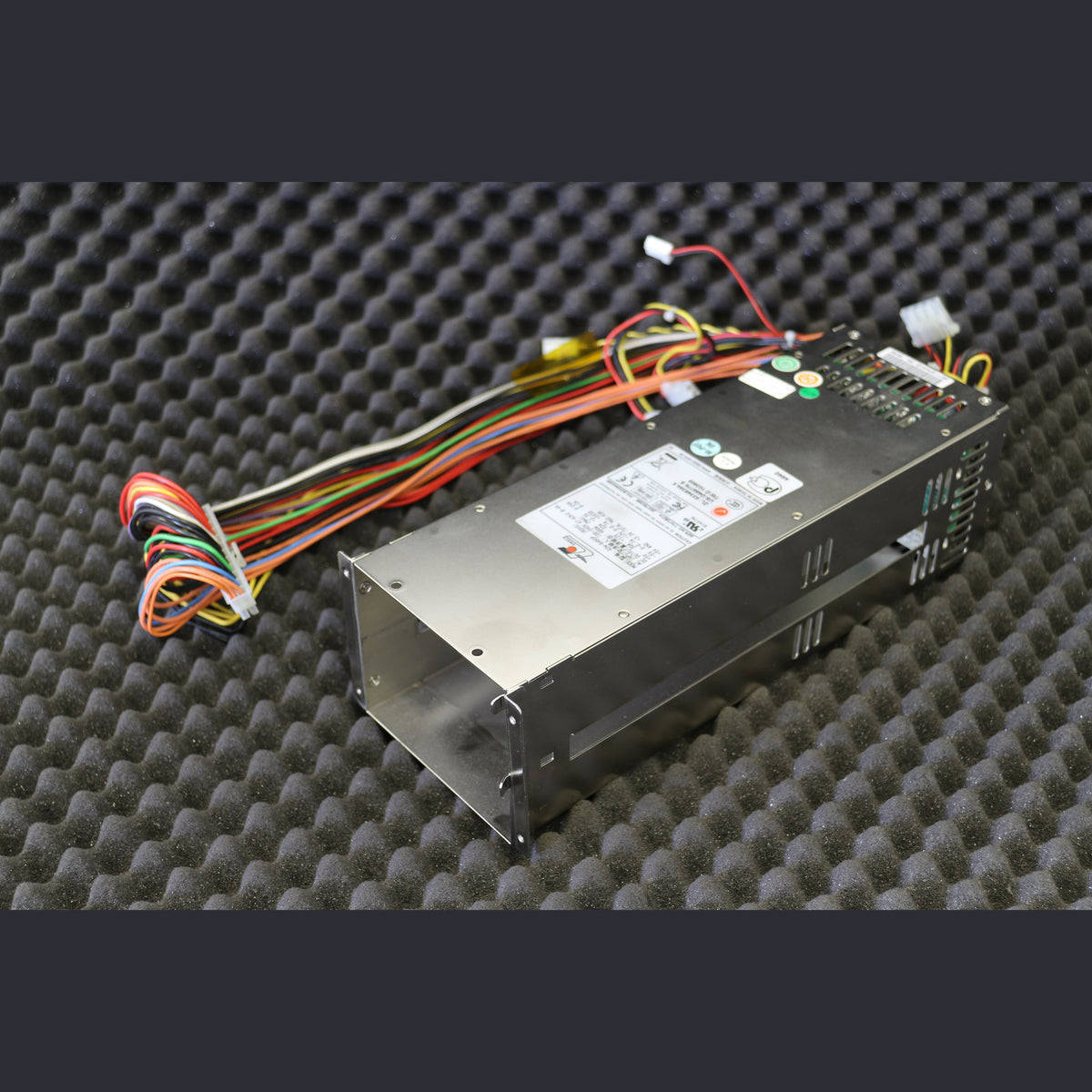 Zippy Emacs R2W-6460P Power Supply backplane Cage