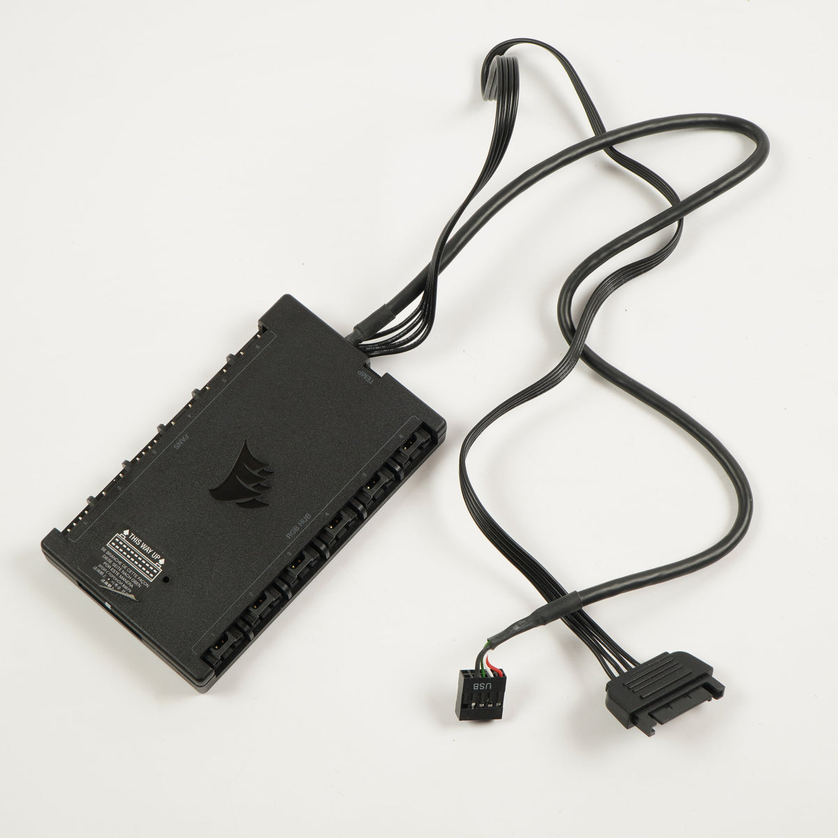 Corsair Commander CORE RGB & PWM Fan Controller CW-8960071