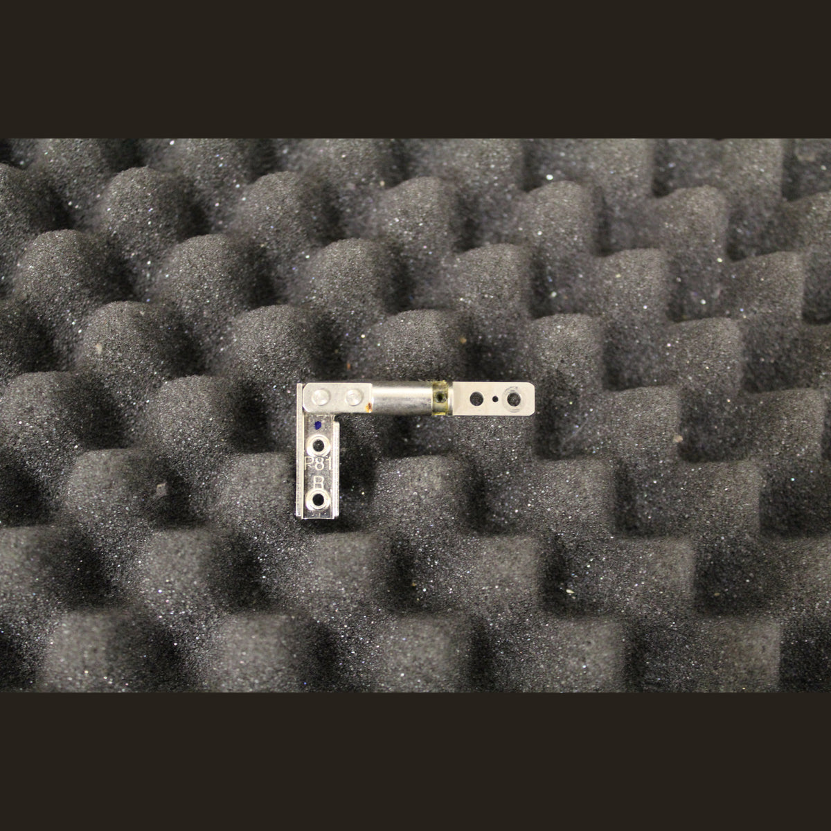 HP Compaq nw8000 Laptop Right Hinge