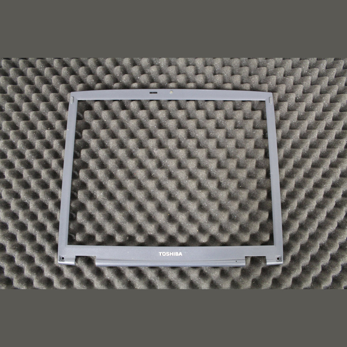 Toshiba Satellite 1800-314 Laptop LCD Screen Cover Bezel 14.1" 47T201122