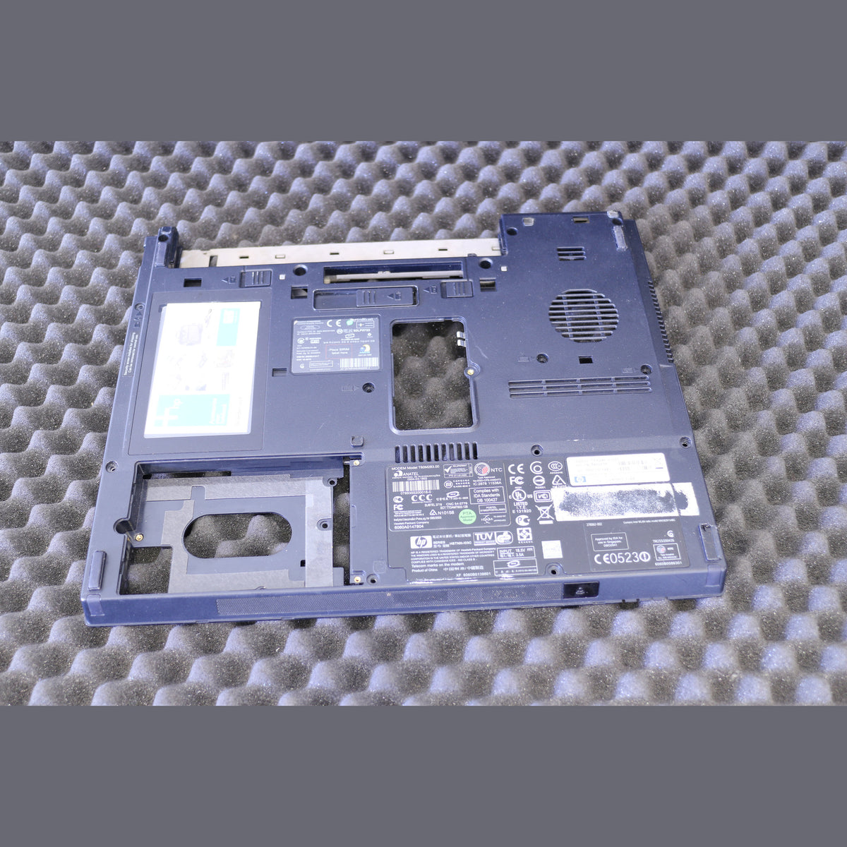 HP Compaq nc6220 Laptop Bottom Base Cover Case