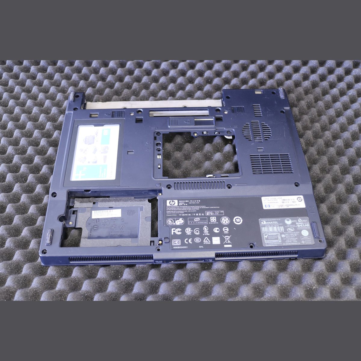 HP Compaq nx6325 Laptop Bottom Base Cover 430880-001