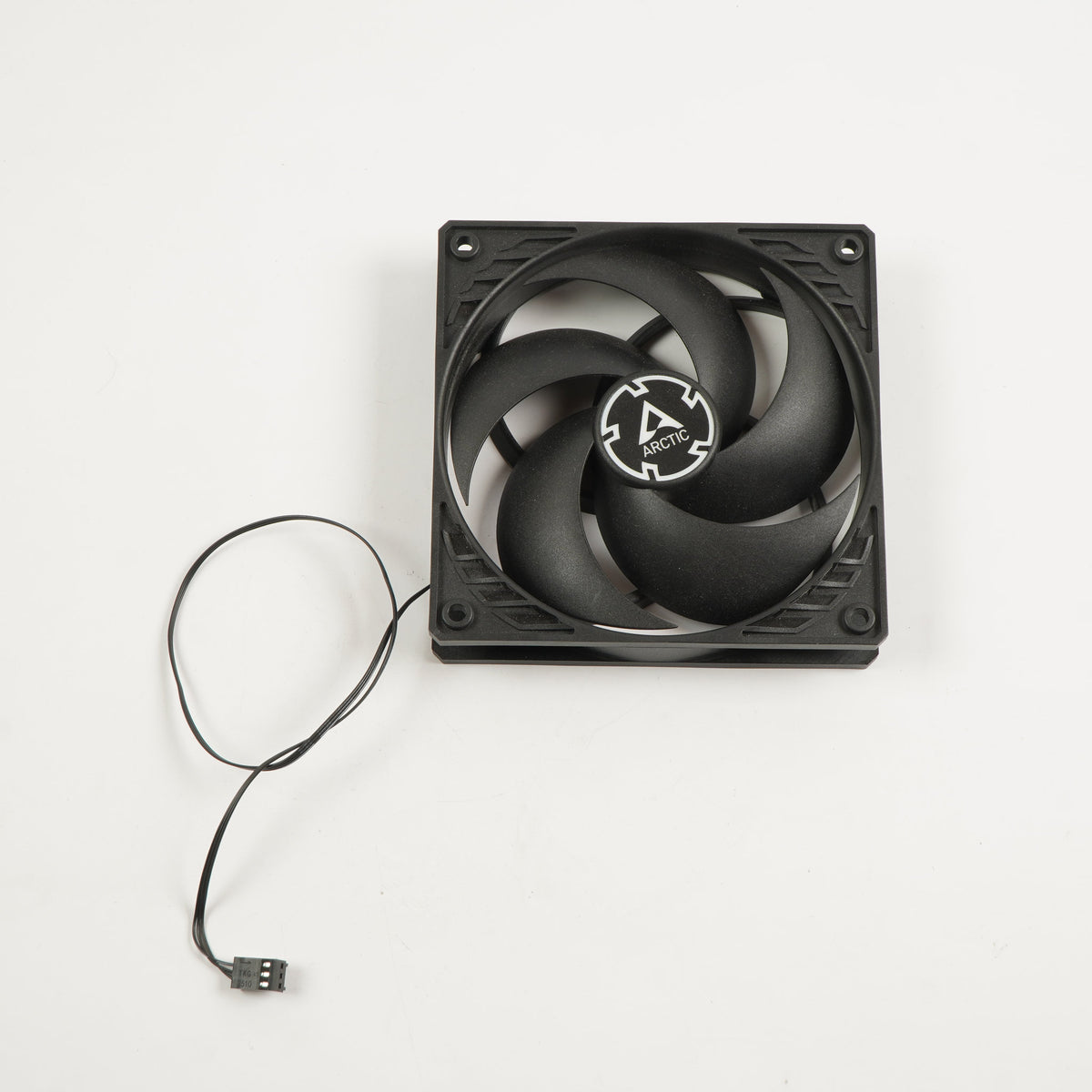 Arctic P12 120mm x 25mm 3-Pin 3-Wire Fan DC12V 0.16A