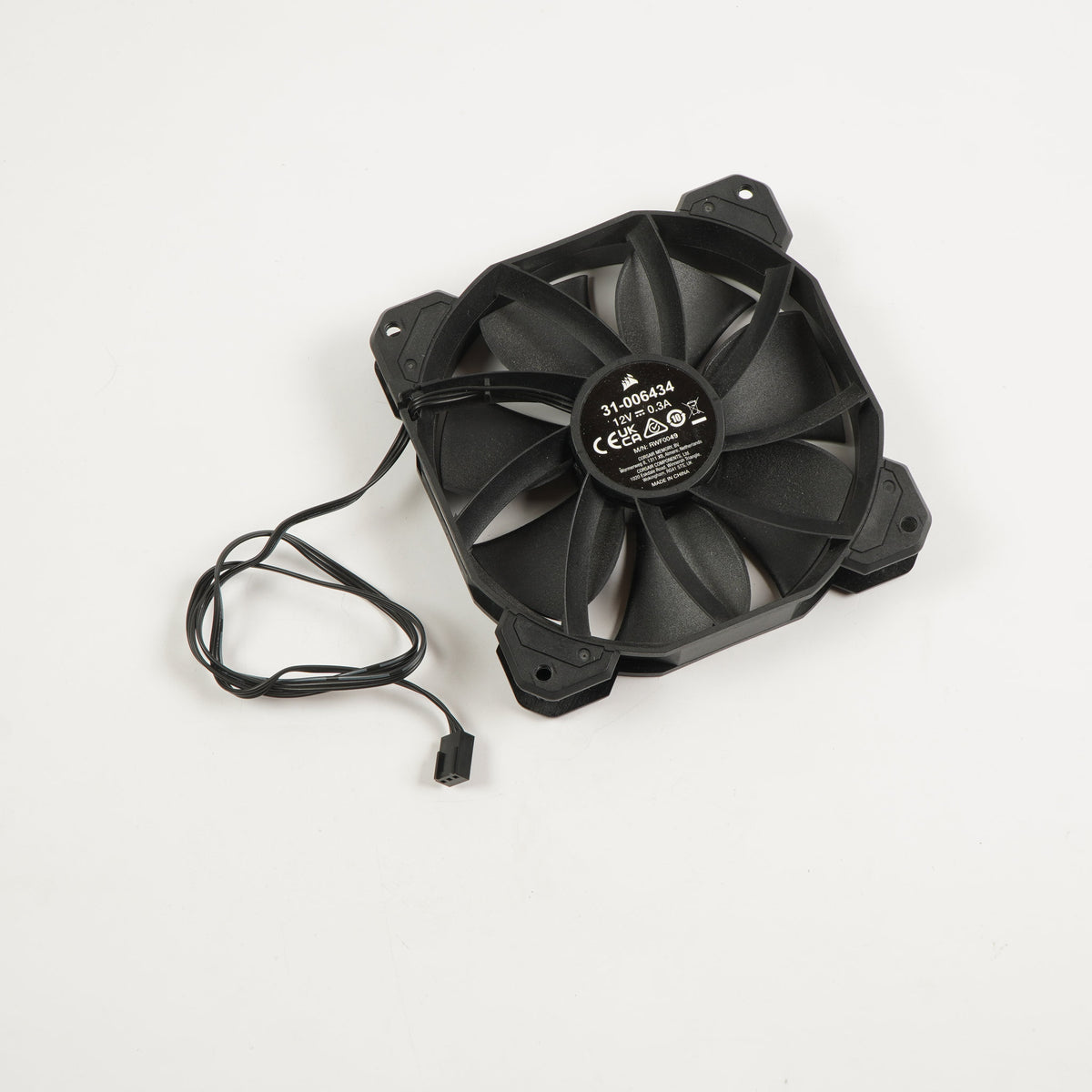 Corsair 31-006434 120mm x 25mm 12V 0.3A Fan 3-Pin 3-Wire