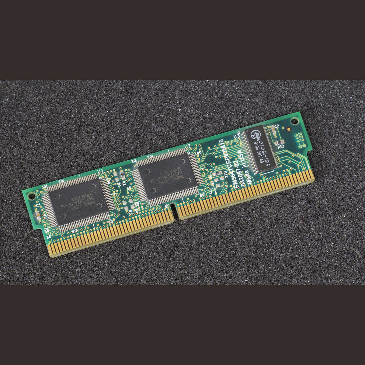 SMART SM364TCSP80NI15 032097-03 256K Cache Pipeline Burst Memory