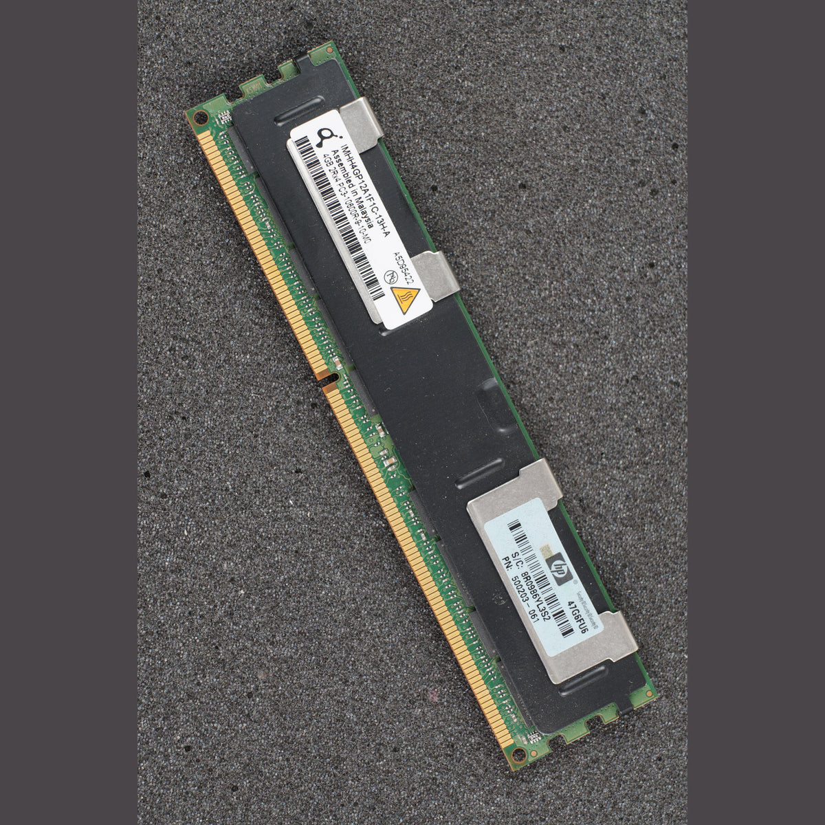 Qimonda IMHH4GP12A1F1C-13H-A PC3-10600R-9-10-M0 4GB Server Memory RAM