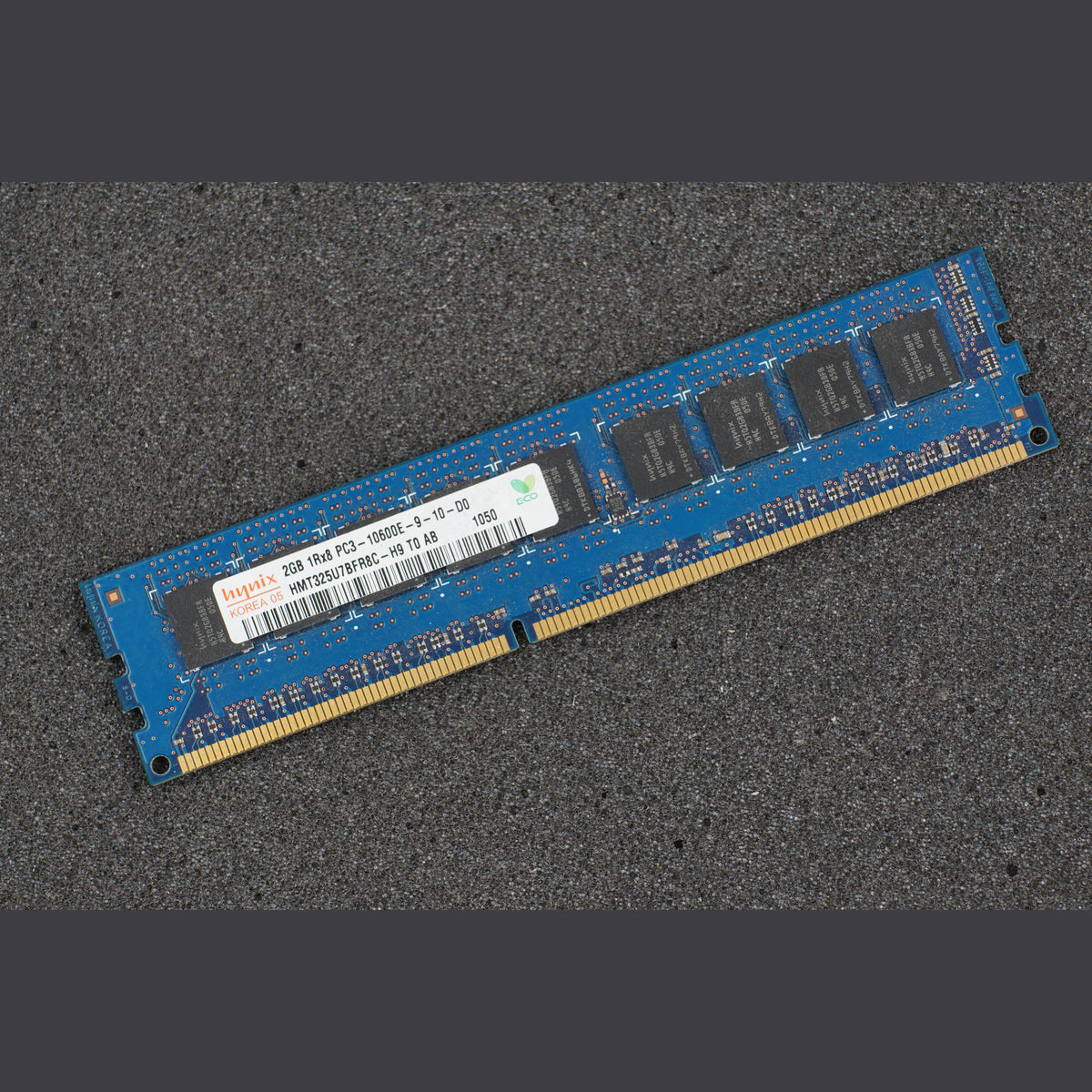 Hynix HMT325U7BFR8C-H9 PC3-10600E-9-10-D0 2GB ECC Server Memory RAM