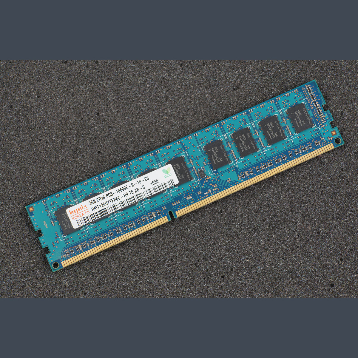 Hynix HMT125U7TFR8C-H9 PC3-10600E-9-10-E0 2GB ECC Server Memory RAM