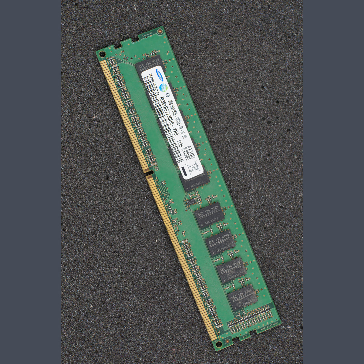Samsung M391B5773CH0-YH9 PC3L-10600E-09-10-D0 2GB ECC Server Memory RAM