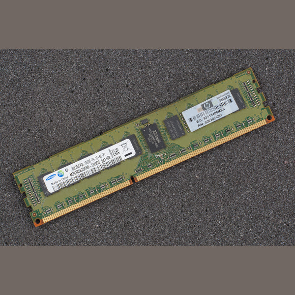 Samsung M393B5673FH0-CH9Q5 PC3-10600R-09-11-B0-P1 2GB Server Memory RAM