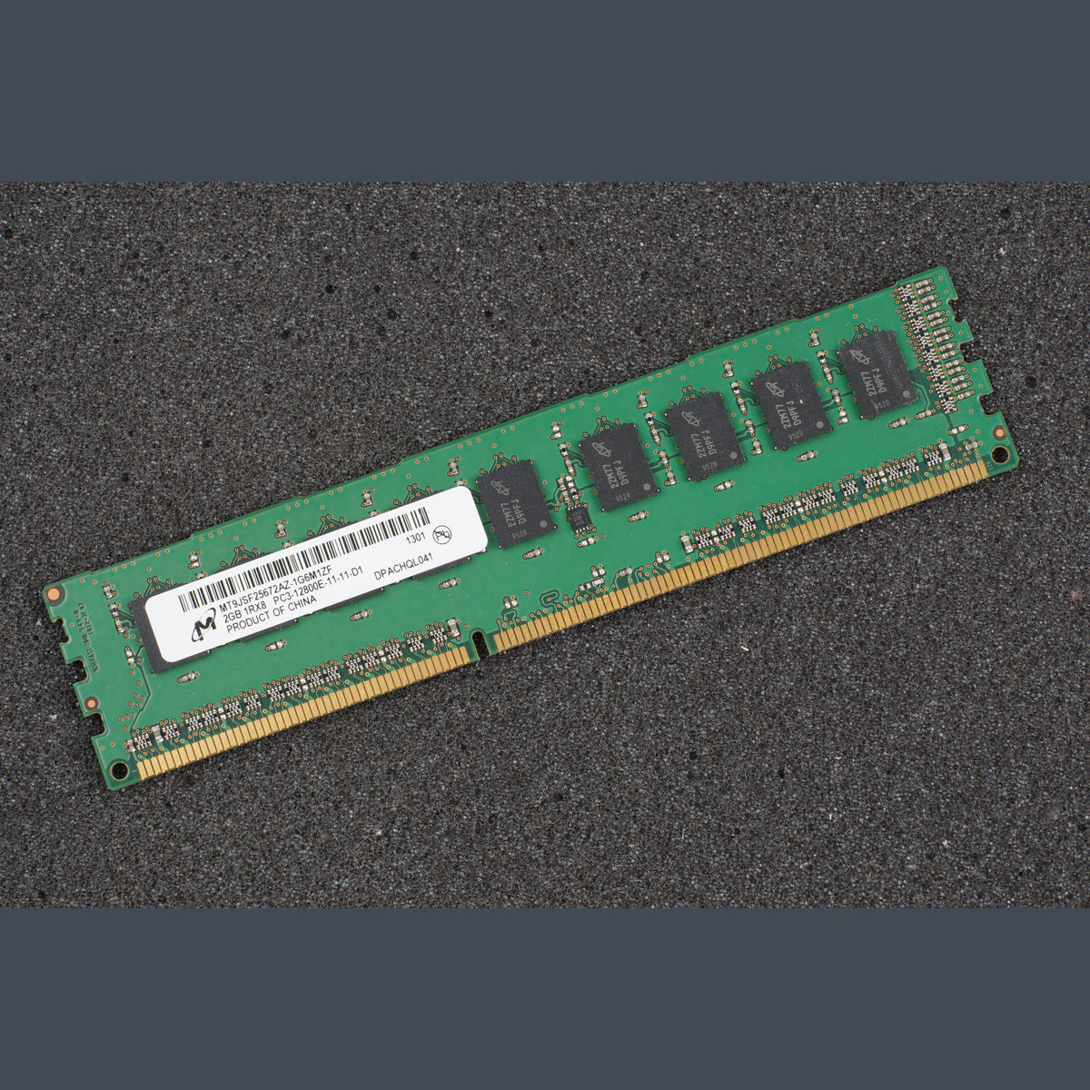 MT9JSF25672AZ-1G6M1ZF PC3-12800E-11-11-D1 2GB Server Memory RAM