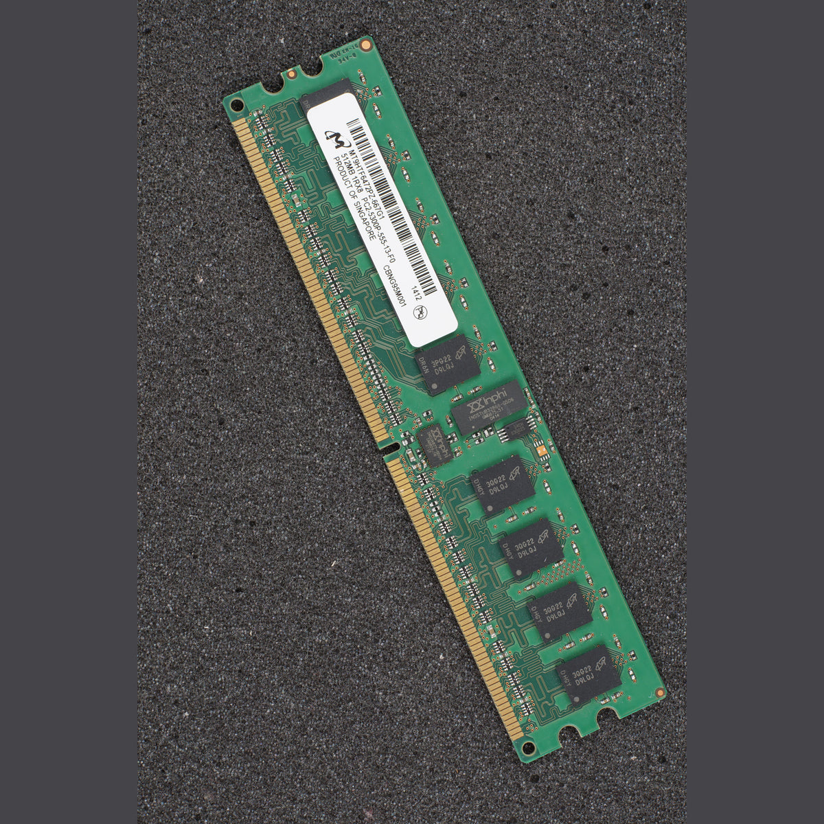 MT9HTF6472PZ-667G1 PC2-5300P-555-13-F0 512MB Server Memory RAM